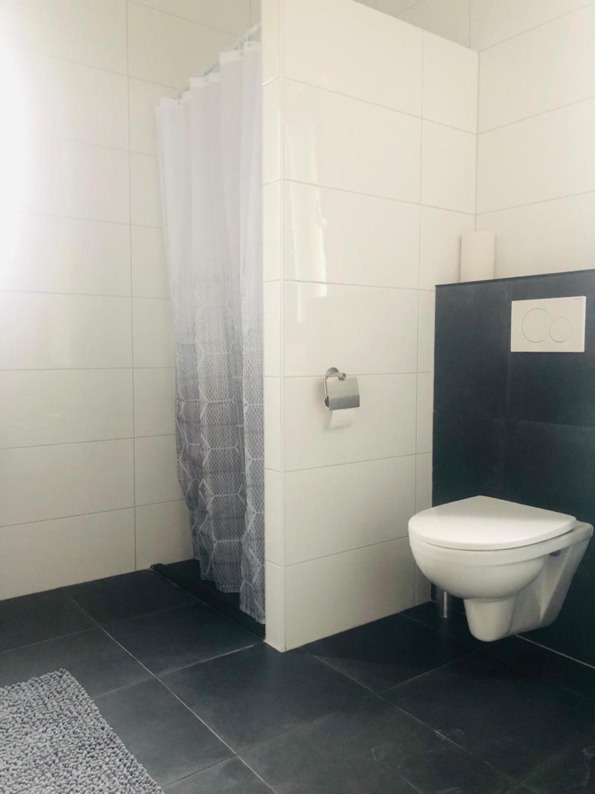 City Zen Apartment Enschede !Free Private Parking Exteriör bild